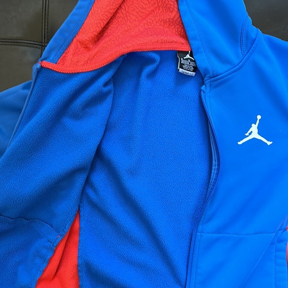 Jordan zip up hooded jacket YM - Picture 15 of 15